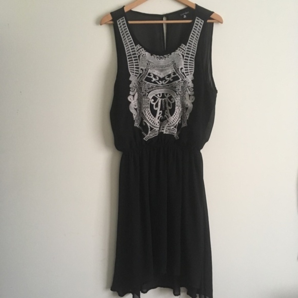 Zenobia | White Embroidered Black Dress 3XL